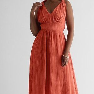 Pleated twisted halter neck midi dress